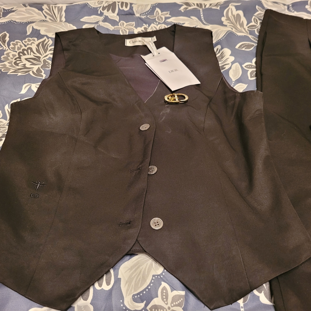 Christian Dior Black Women's Pants & Vest Set w/pin - Picture 3 of 4